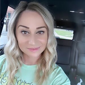 Meet your Posher, Merissa